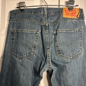Vintage Levi's Men's/Women’s Blue Jeans